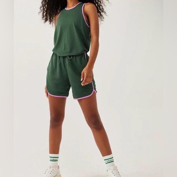 NWOT Outdoor Voices evergreen and pink recmesh athletic shorts - Picture 2 of 7